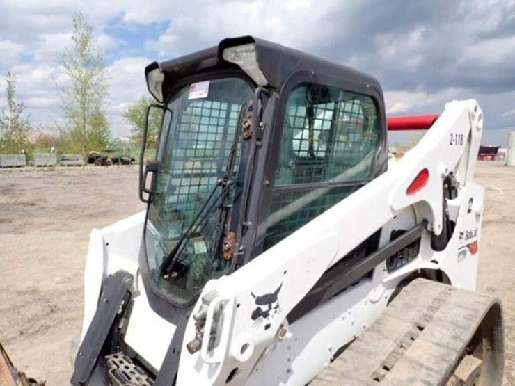 2021-bobcat-t770-image-19