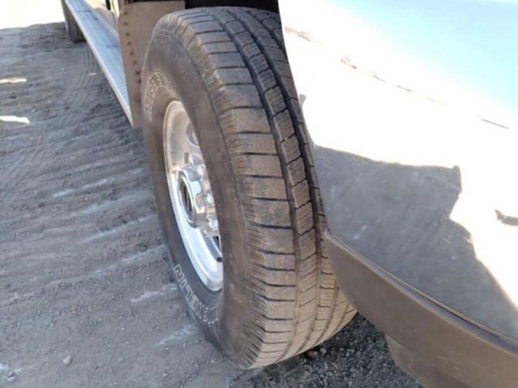 2002-ford-f350-image-37