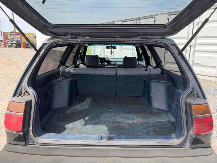 1990-toyota-camry-image-13