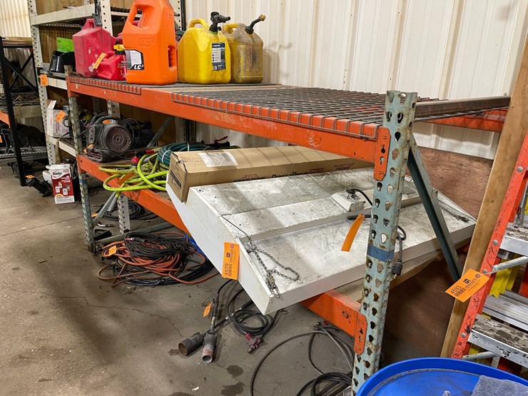 #4580-•-section-of-pallet-racking-image-1