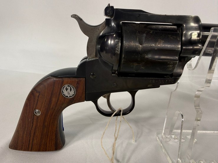 #82-•-ruger-blackhawk-45-revolver-48-05776-image-14