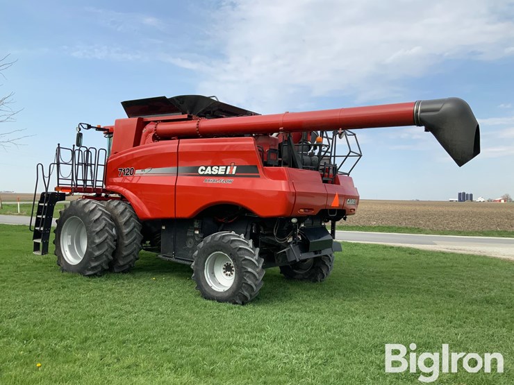 2012-case-ih-7120-image-7
