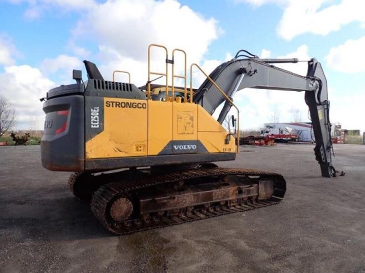 2015-volvo-ec250el-image-4
