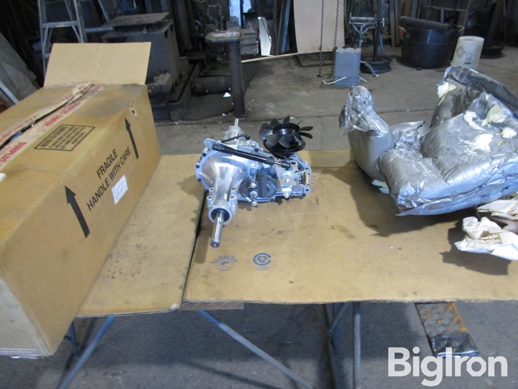 cub-cadet-sltx1054-image-2