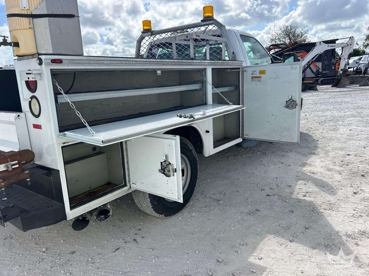 2016-ford-f350-image-19