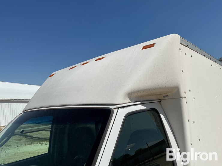 2005-ford-e350-image-11