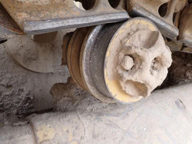 2018-caterpillar-d5k2-xl-image-37