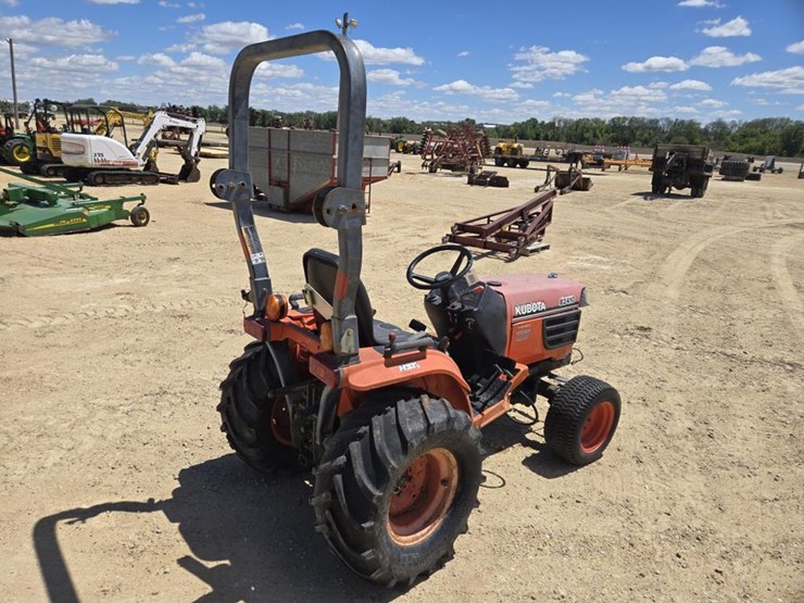 kubota-b2410-image-15