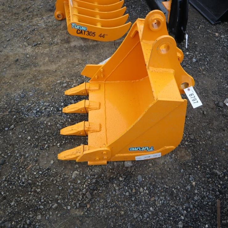 CATERPILLAR 305
