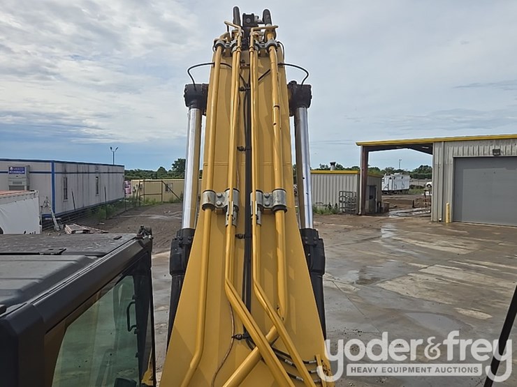 2017-caterpillar-336fl-image-29