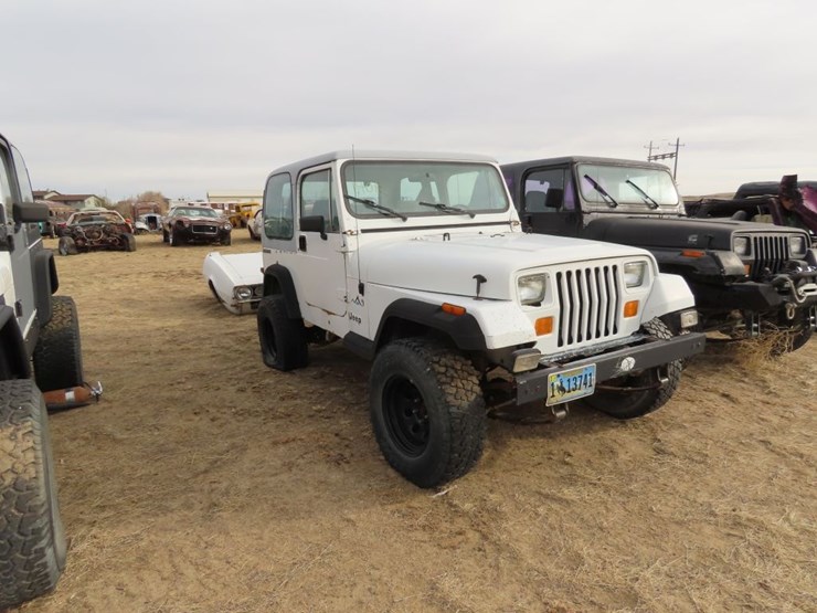 1988-jeep-wrangler-image-1
