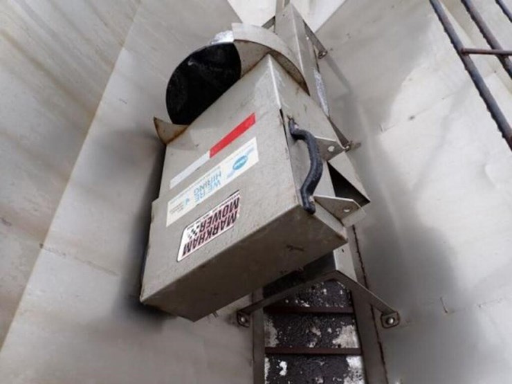 fisher-9-ft-stainless-truck-mounted-salter/sander-image-11
