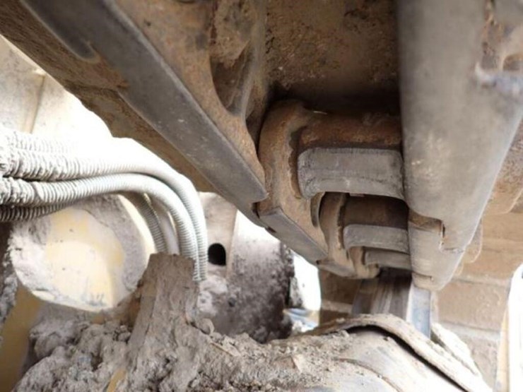 2018-caterpillar-d5k2-xl-image-47