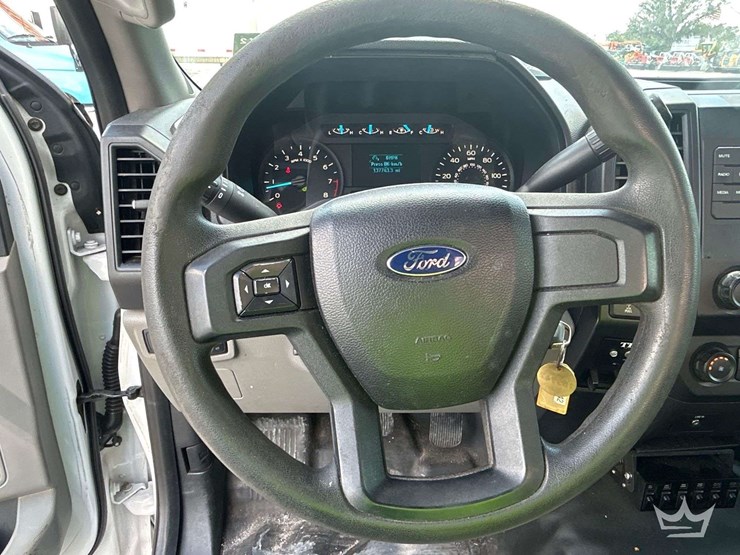 2016-ford-f150-image-14
