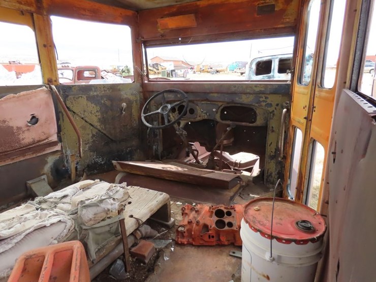 amazing-cool-1935-ford-short-school-bus-image-14