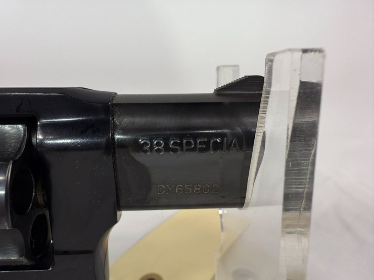 #59-•-taurus-ultralite-38-special-revolver-dx65802-image-14