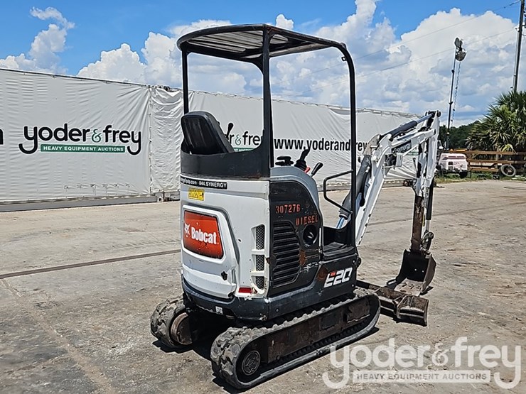 2020-bobcat-e20-image-4