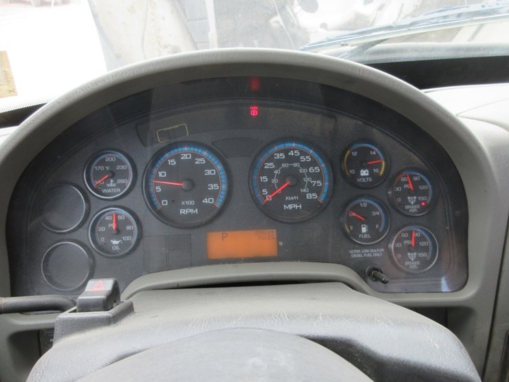 2012-international-4300-image-10