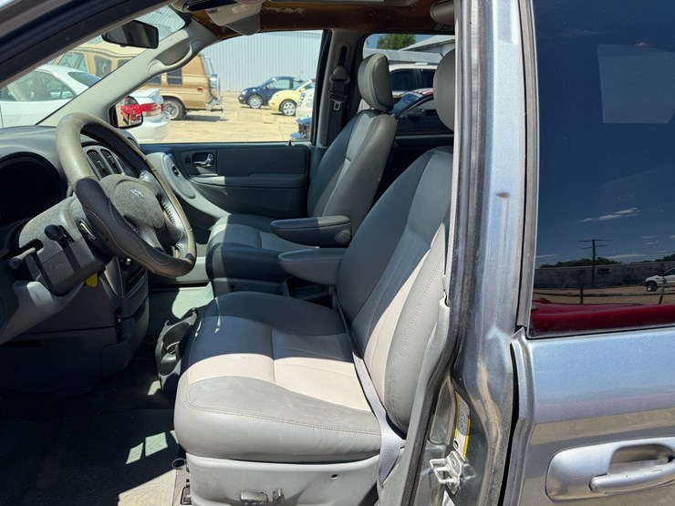 2007-dodge-grand-caravan-image-81