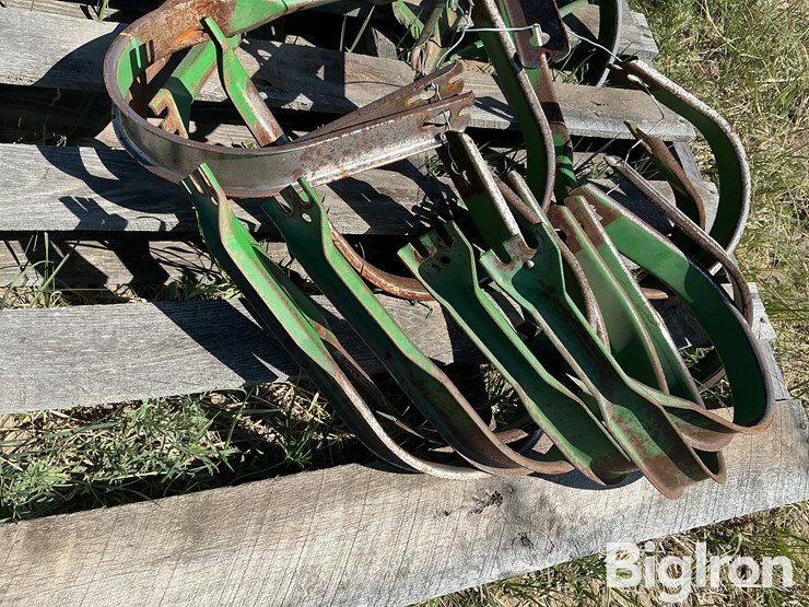 john-deere-568-image-13