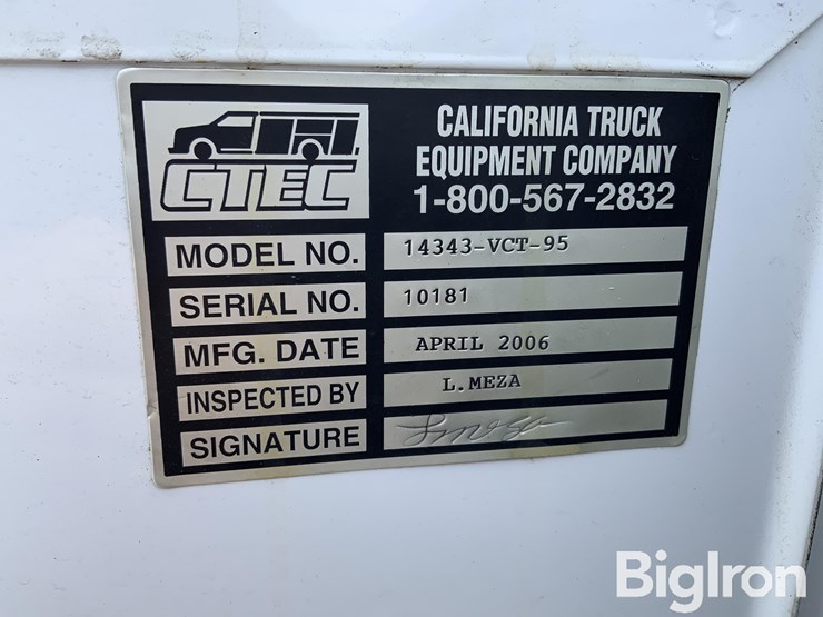 2003-gmc-3500-image-18