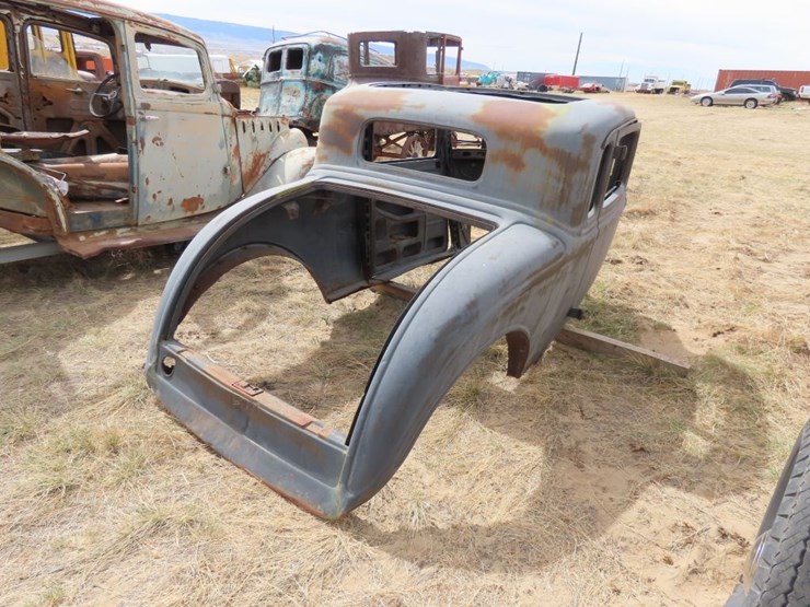1933-dodge-5-window-coupe-project-image-6