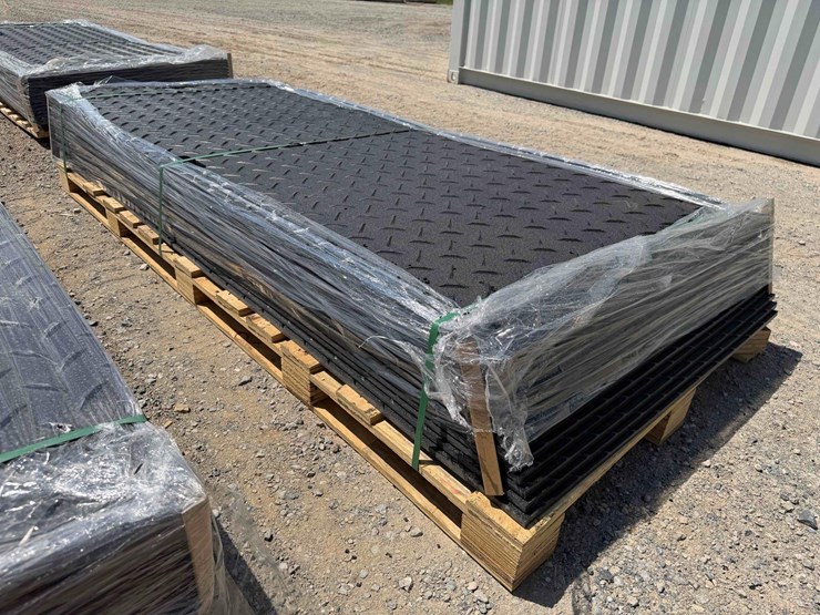 42”x96”-rubber-mats-image-1