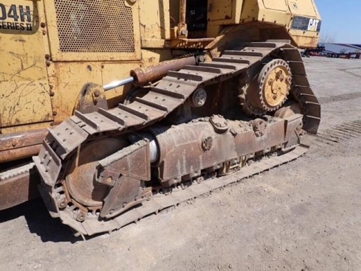 1990-caterpillar-d4h-image-34
