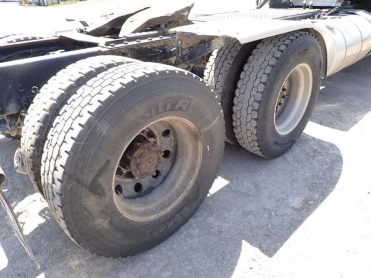 2019-kenworth-t880-image-54