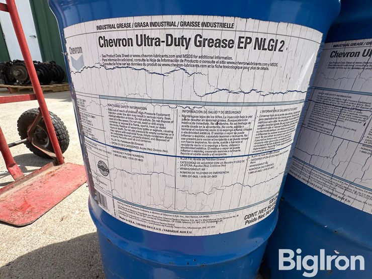chevron-ep-nlgi-2-ultra-duty-grease-drums-image-15