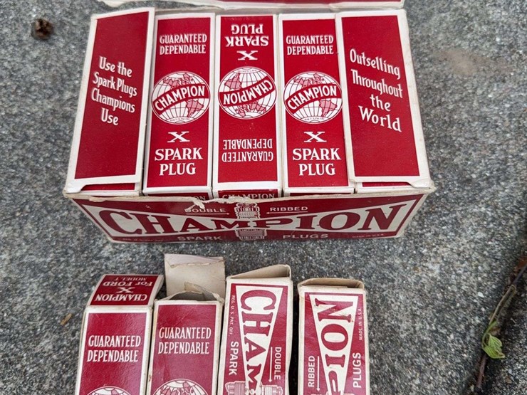 (14)-champion-x-spark-plugs-image-2