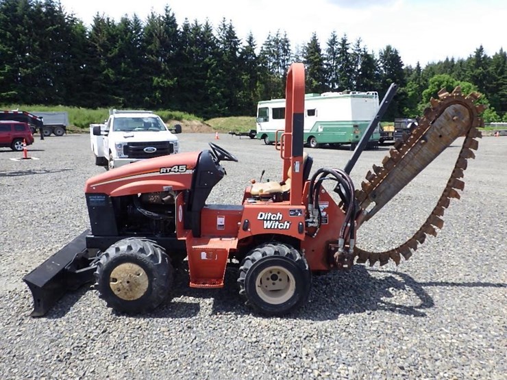 2011-ditch-witch-rt45-image-8