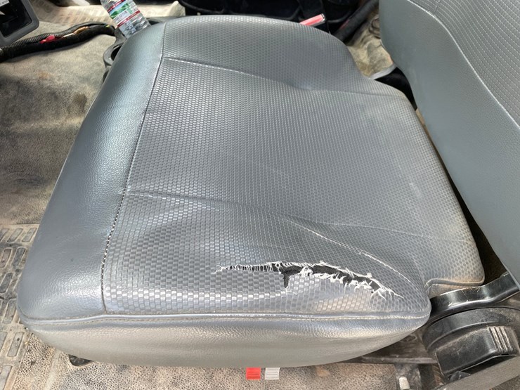 2019-ford-f750-image-12