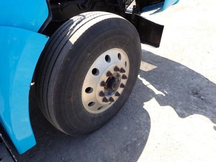 2019-kenworth-t880-image-36