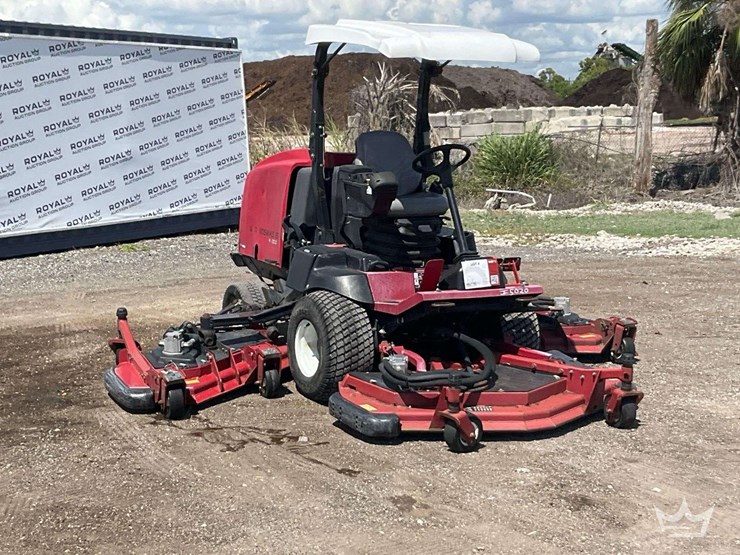 2017-toro-groundsmaster-4000d-image-2