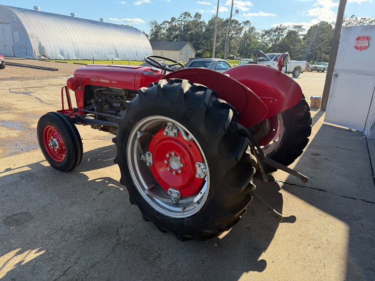 massey-ferguson-to35-image-4