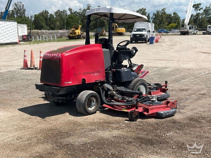 2017-toro-groundsmaster-4000d-image-3