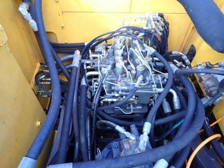 2015-volvo-ec250el-image-69