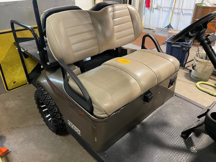 #4536-•-ezgo-electric-golf-cart-image-6
