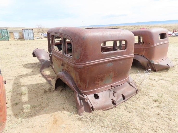 ford-2dr-sedan-body-for-project-image-4