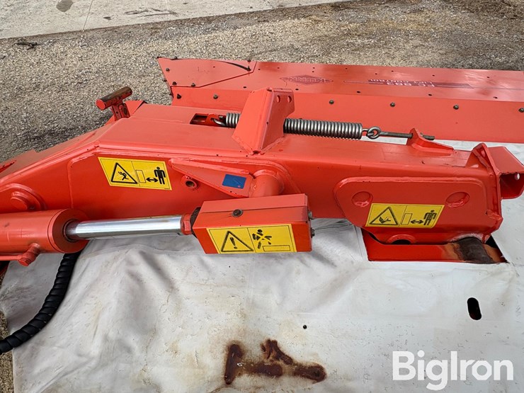 kuhn-fc883-image-10