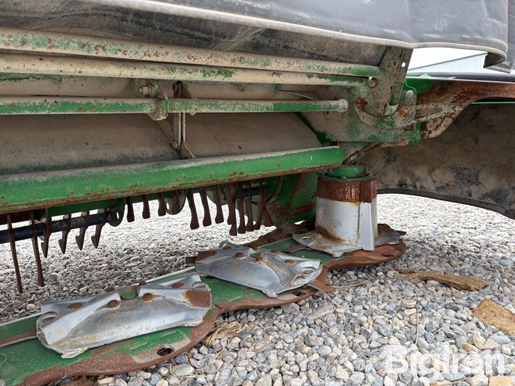 2019-john-deere-r990r-image-19