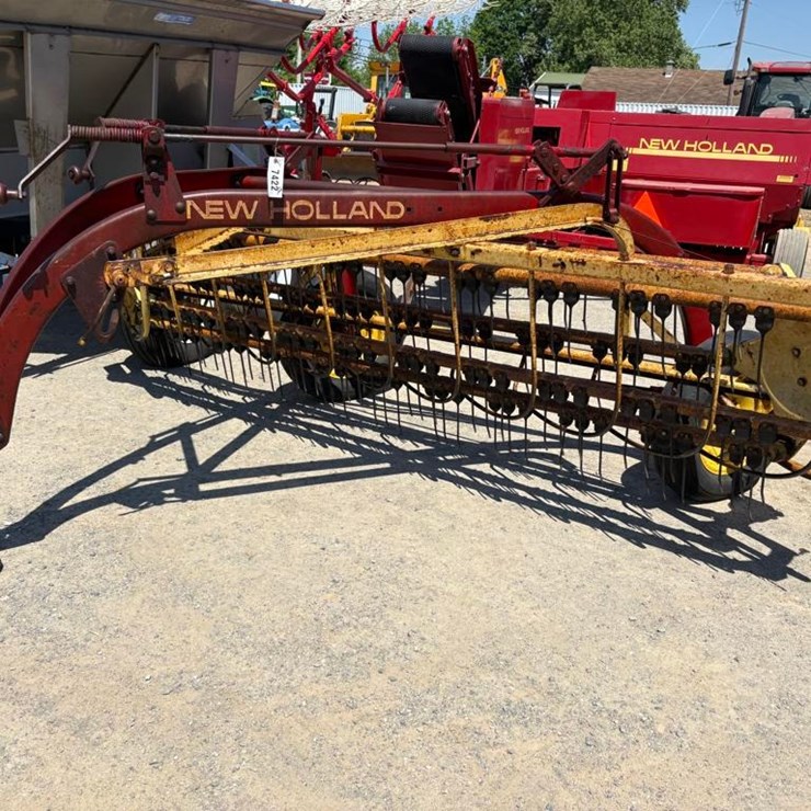NEW HOLLAND 258