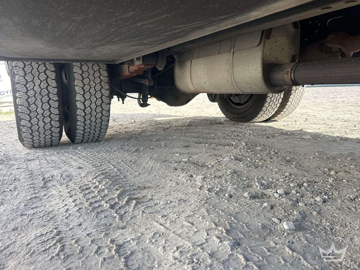 2015-ford-f350-image-23