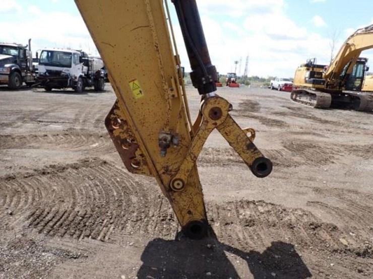 2016-caterpillar-336el-image-27