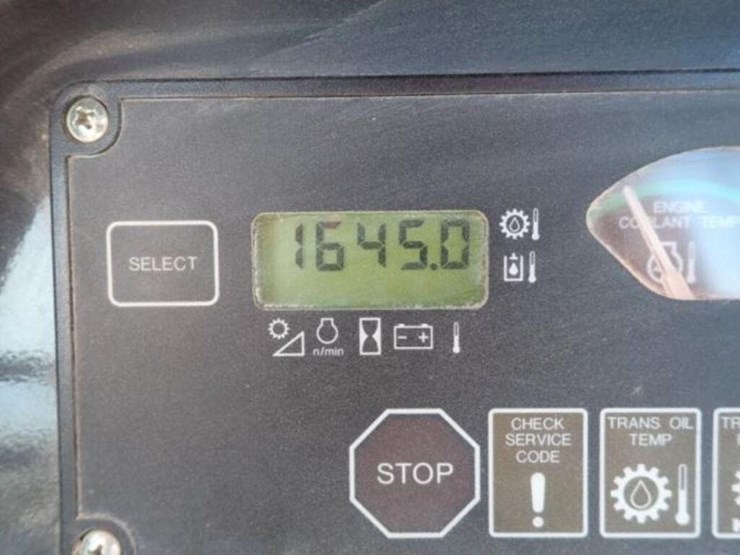 2005-deere-450j-lt-image-10