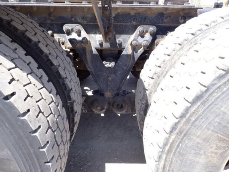 2019-kenworth-t880-image-48