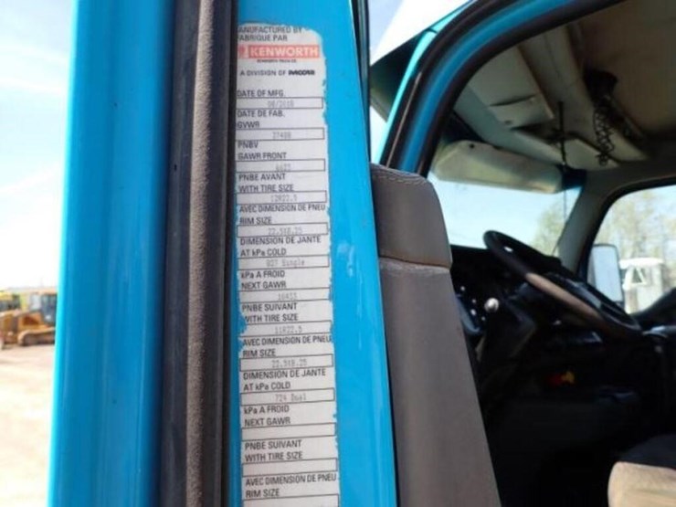 2019-kenworth-t880-image-11