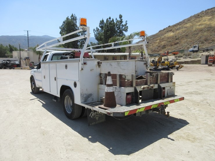 2006-ford-f350-xl-image-4