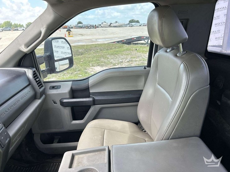 2019-ford-f450-image-34
